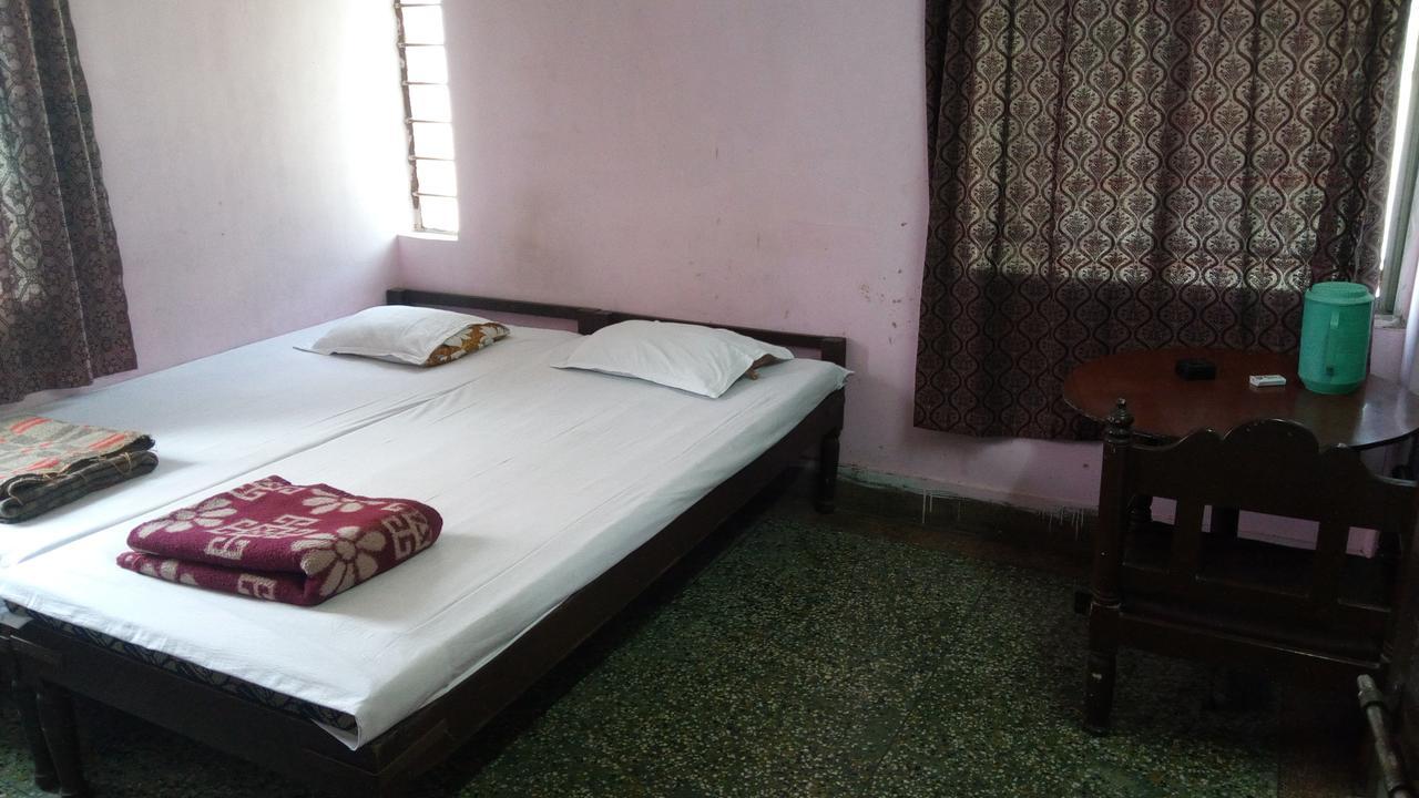 Renu Guest House Kalkutta Kültér fotó
