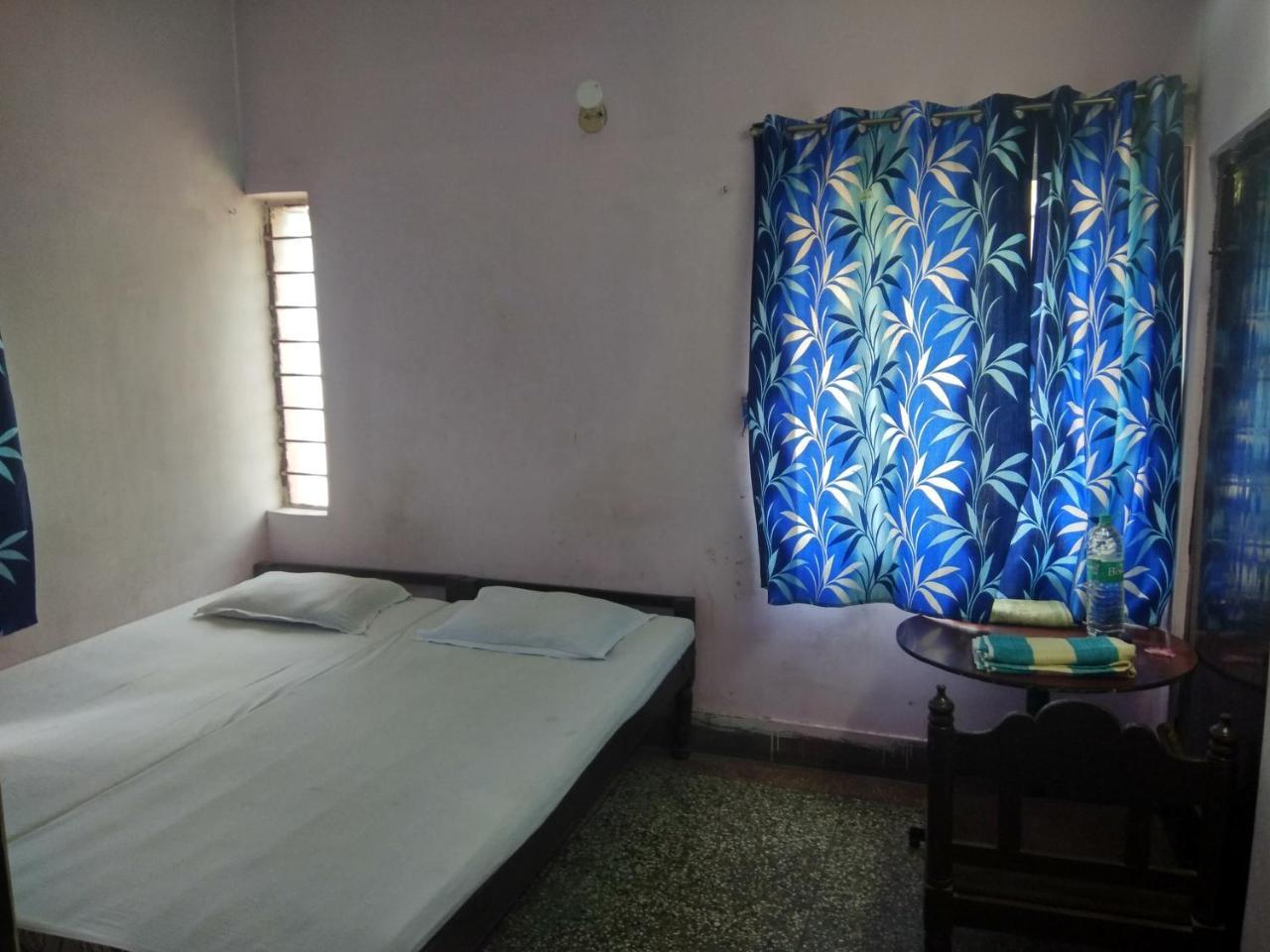 Renu Guest House Kalkutta Kültér fotó
