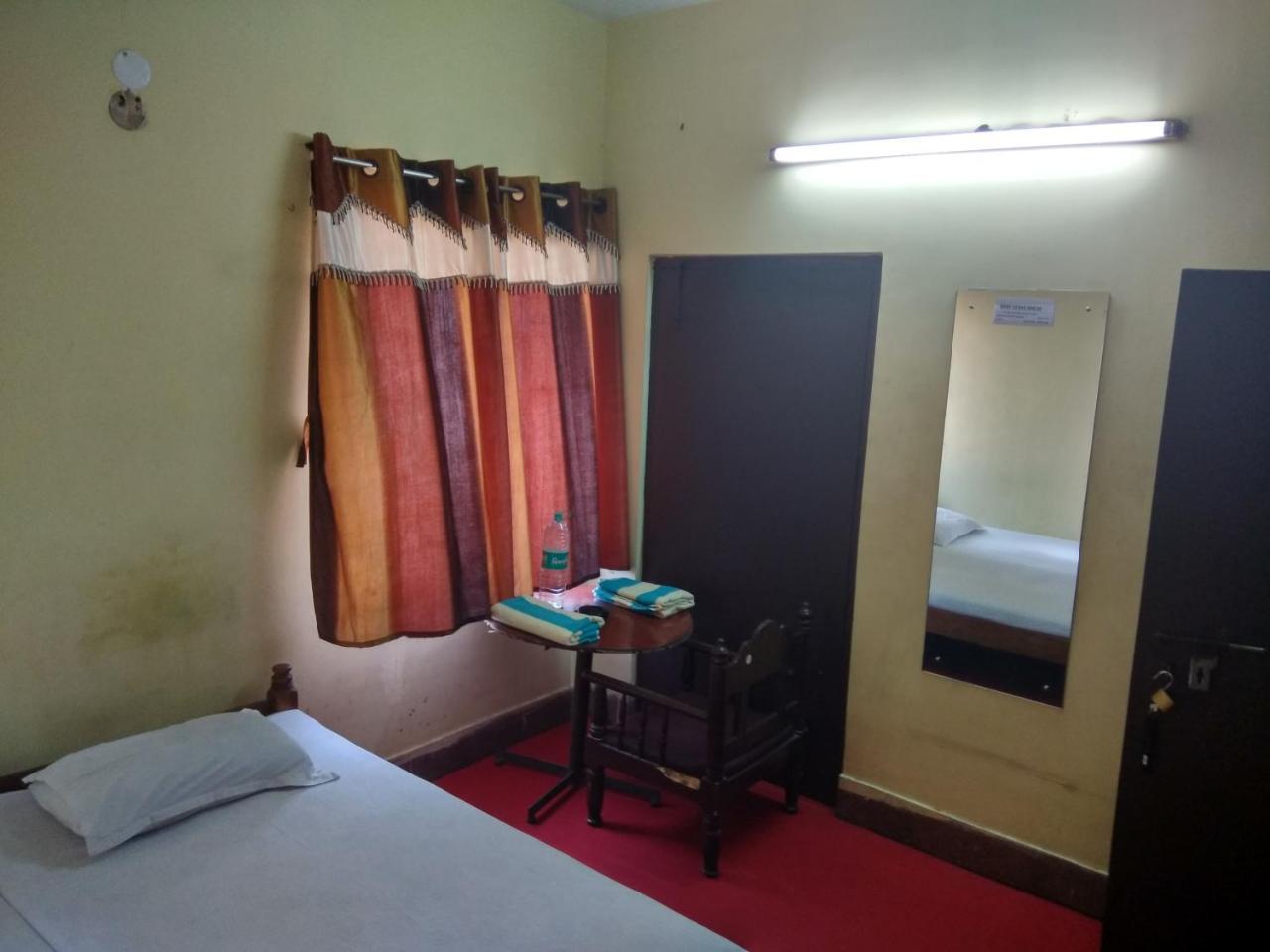 Renu Guest House Kalkutta Kültér fotó